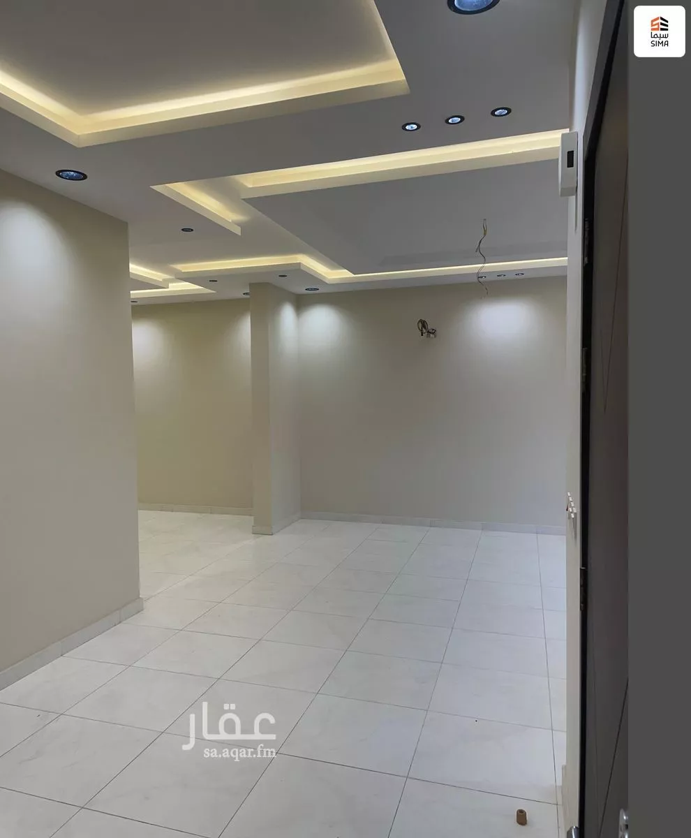 8 bedroom villa in Az Zomorod, Jeddah 5