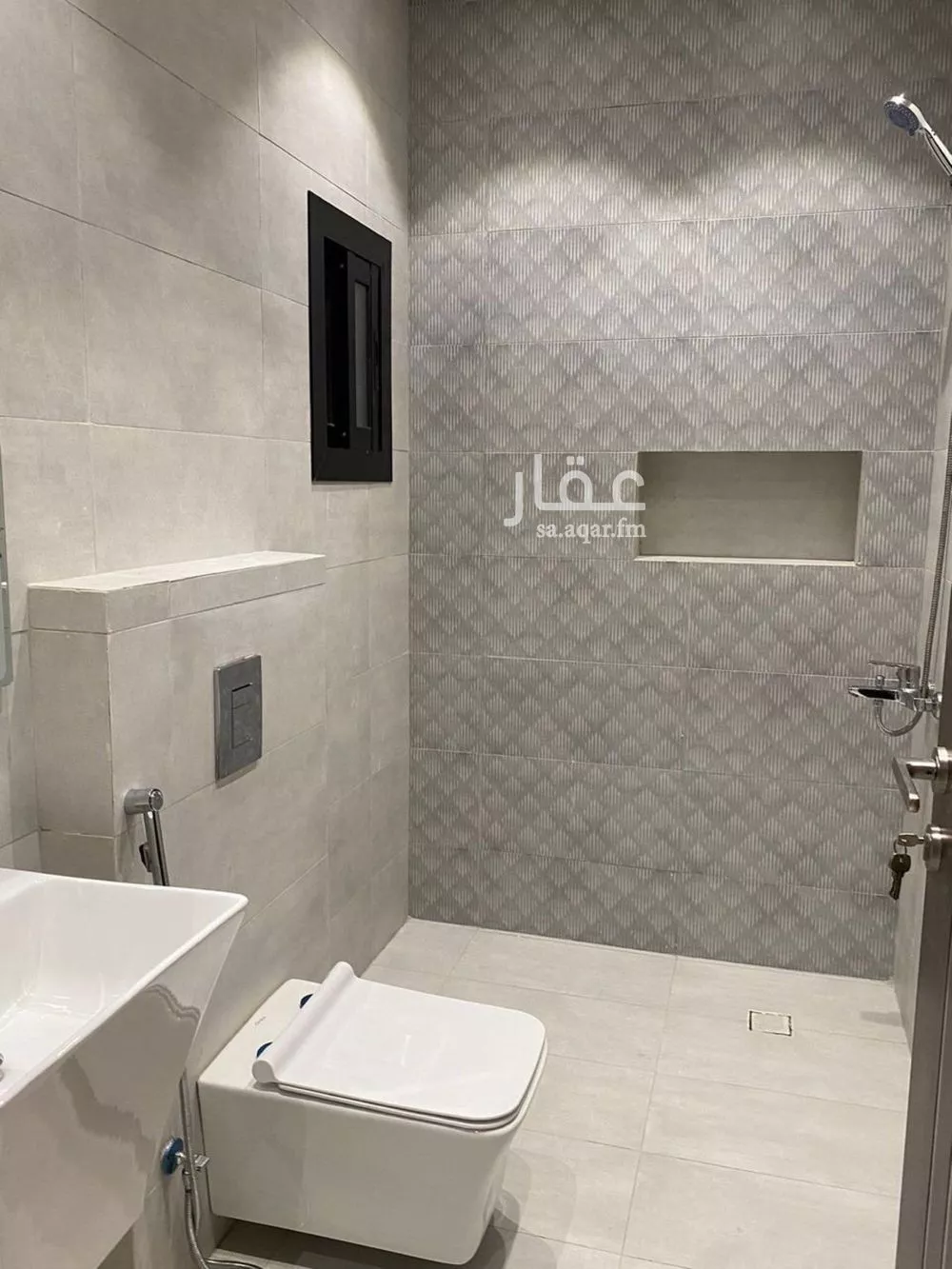 فيلا 4 غرف في الياقوت 3
