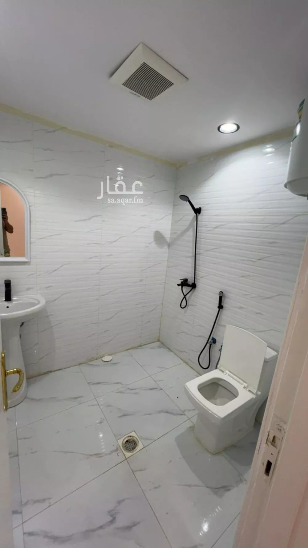 1 bedroom floor in Al Rawdah 4