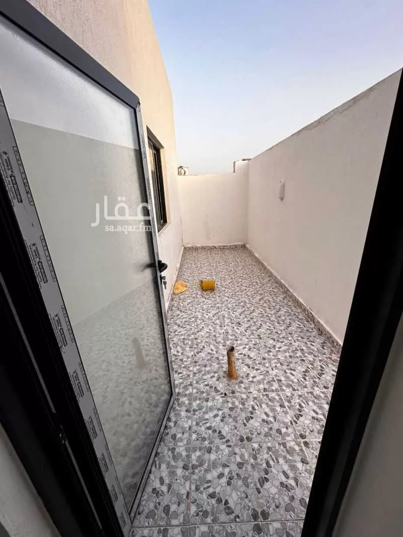 شقة 2 غرف في الجنادرية 9