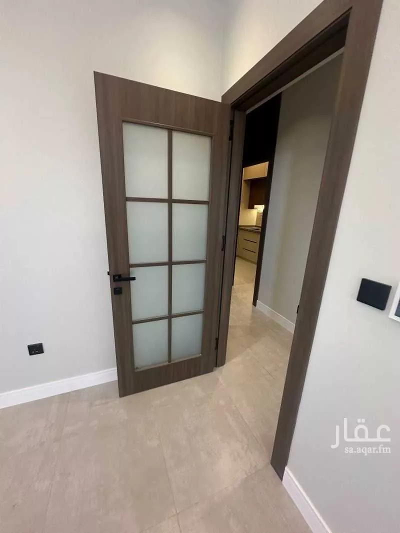 شقة 5 غرف في الروضة 8