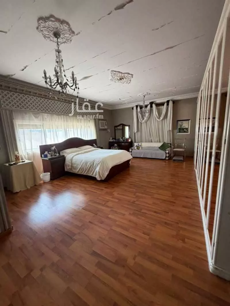 6 bedroom villa in Al Andalus 4