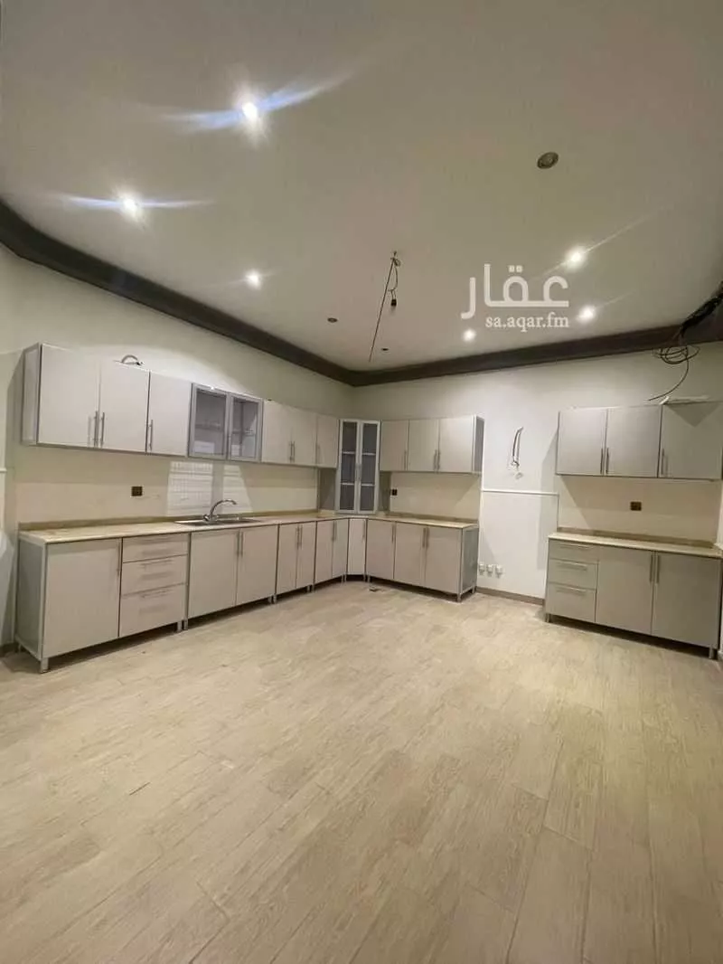 8 bedroom villa in Al Murjan 5