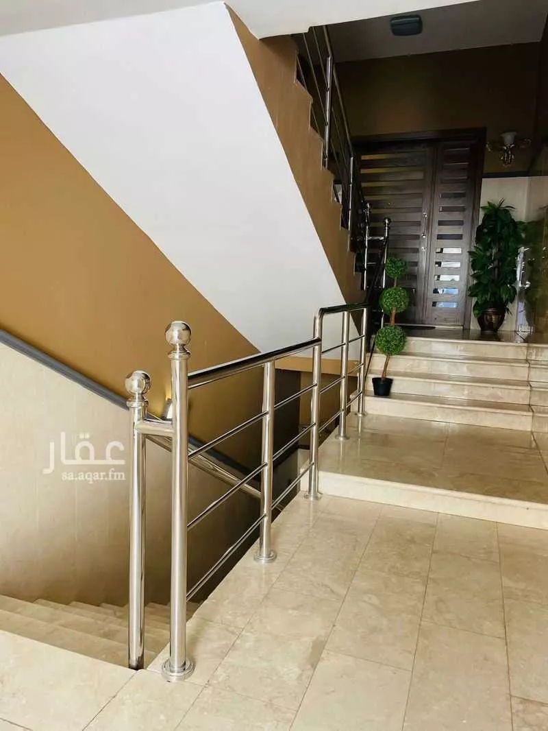 8 bedroom villa in Al Murjan 6