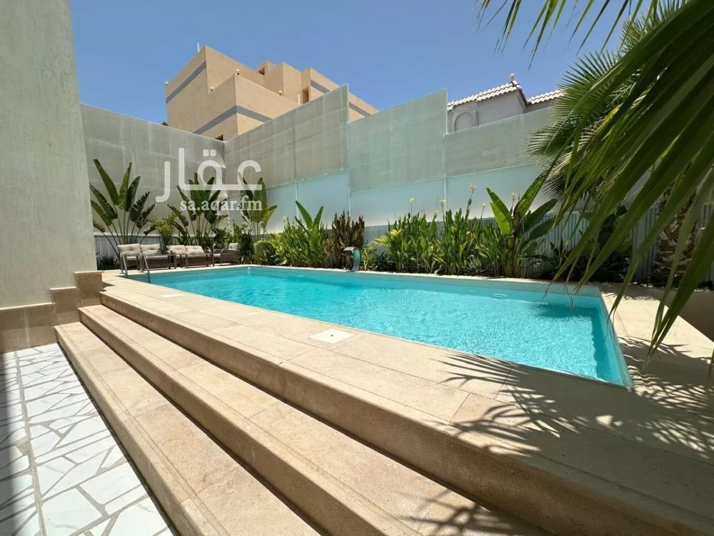 10 bedroom villa in Al Yaqout 5