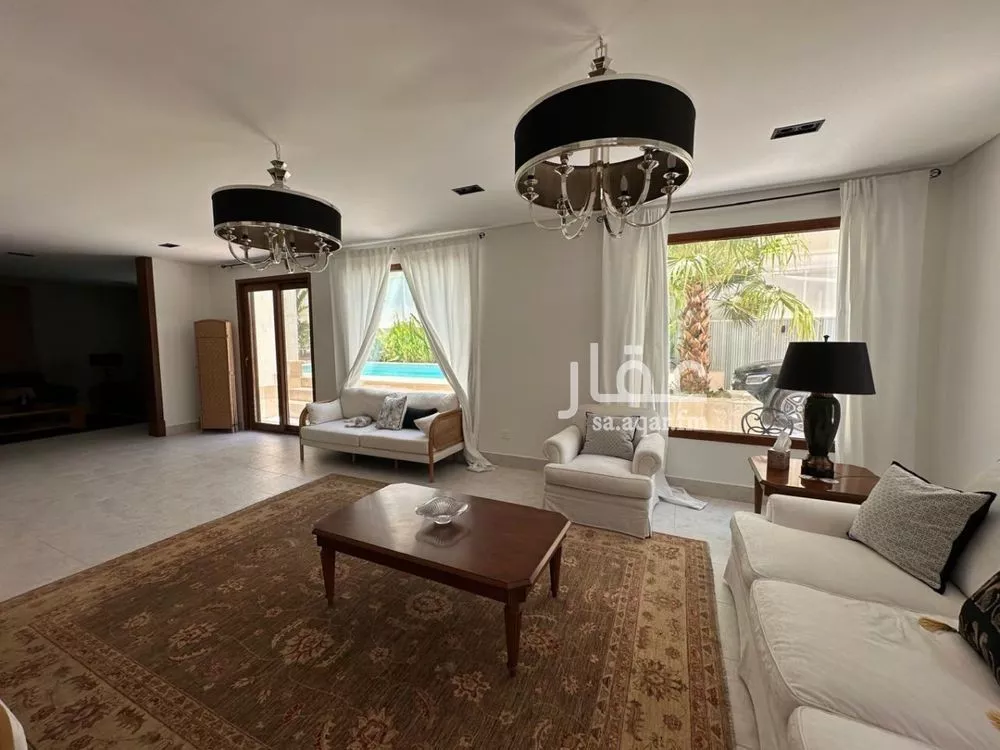 10 bedroom villa in Al Yaqout 6