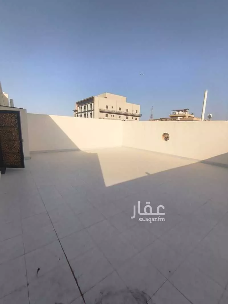 4 bedroom apartment in Mishrifah 16
