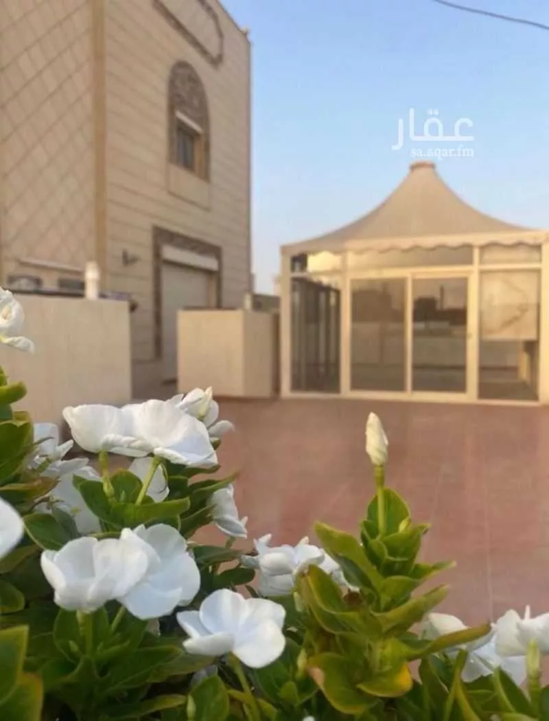 13 bedroom villa in Al Zahra 5