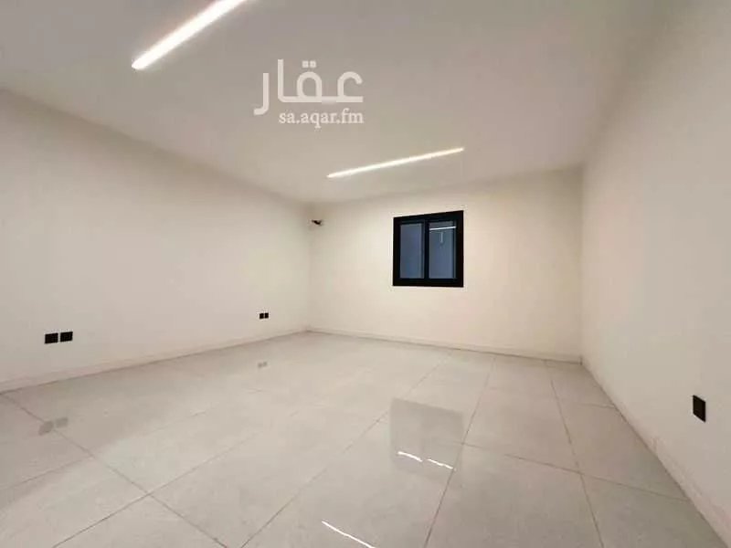 فيلا 7 غرف في الياقوت 8