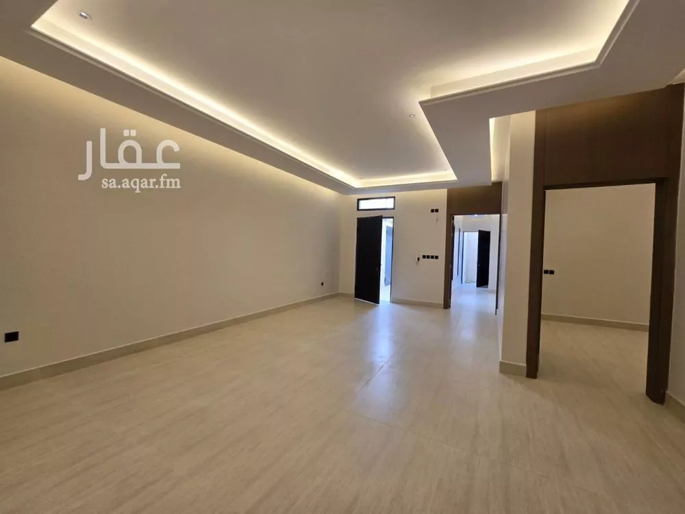 3 bedroom floor in Dhahrat Al Badiah 9
