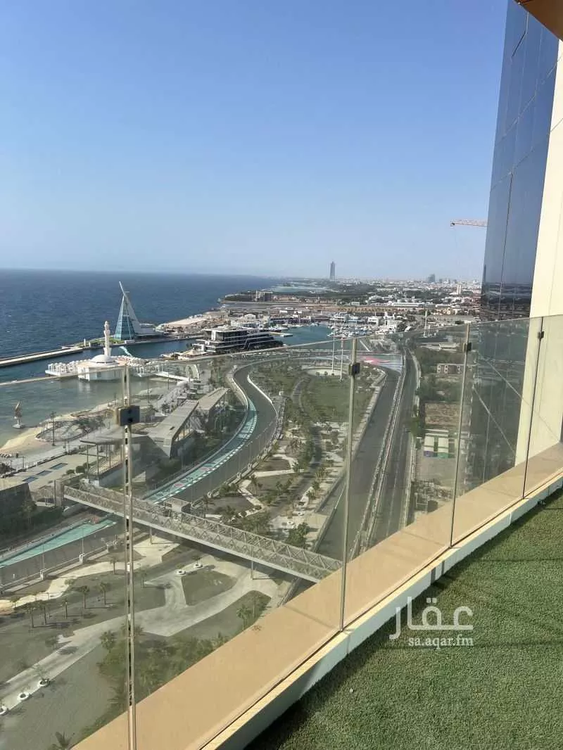 شقة 4 غرف في الشاطئ 3