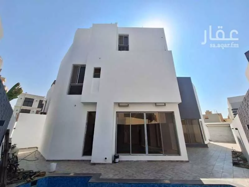 5 bedroom villa in Al Lulu 8