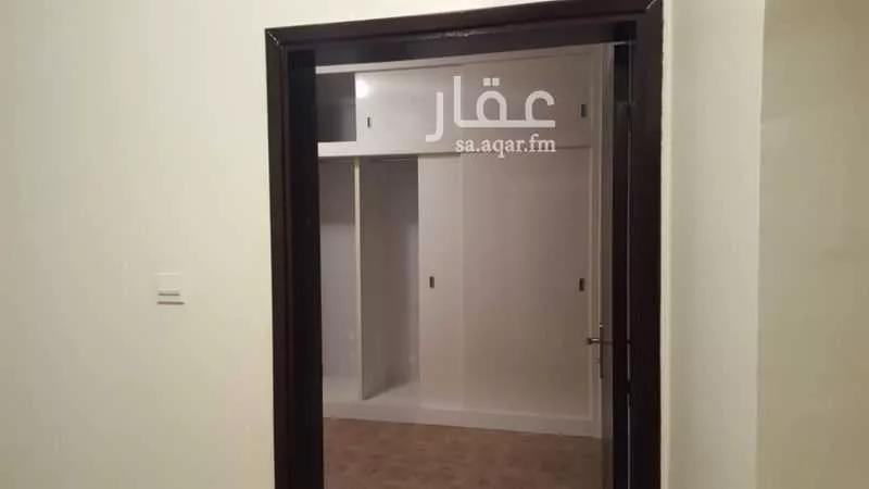 فيلا 10 غرف في العدل 16