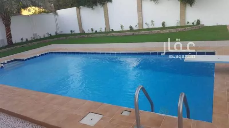 فيلا 10 غرف في العدل 19