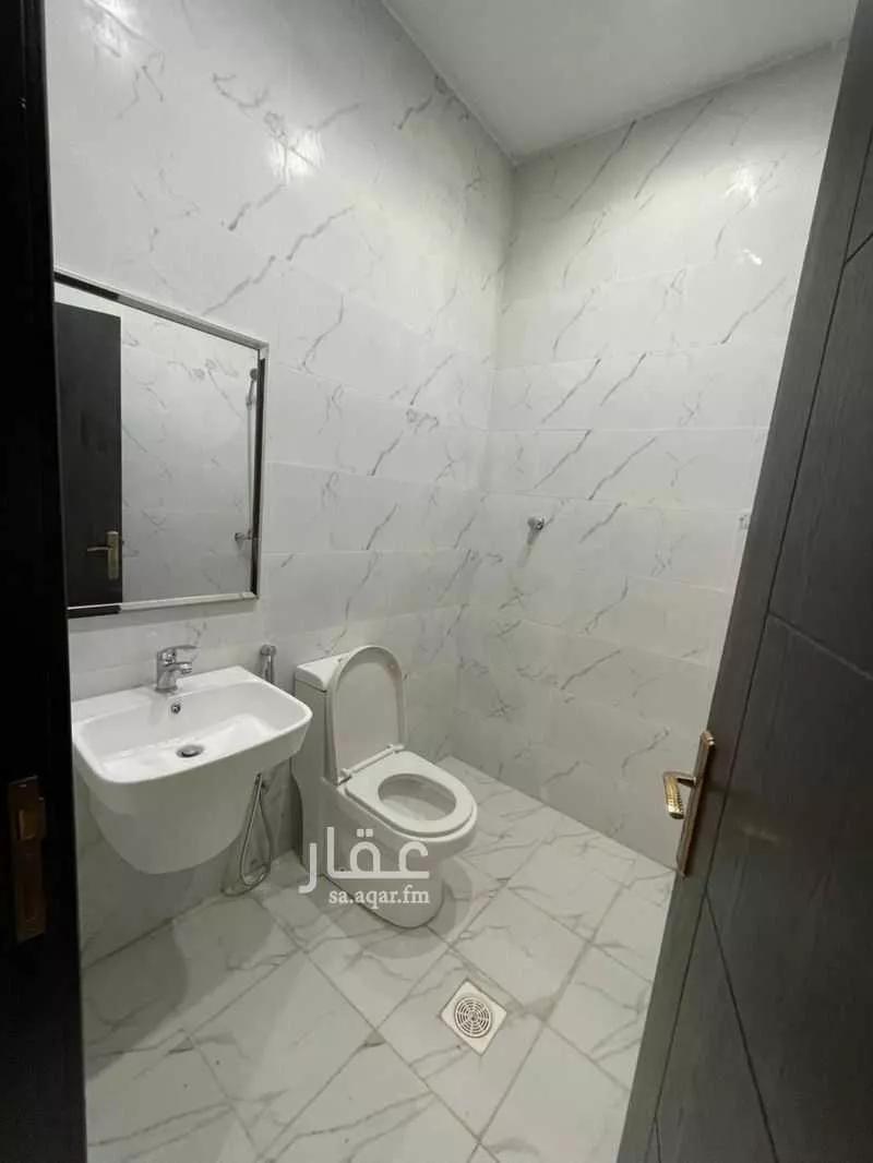 7 bedroom villa in Al Quraynah, Jeddah 16