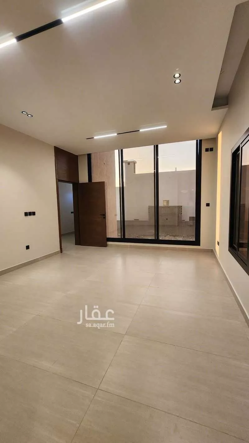 6 bedroom villa in Az Zomorod 20