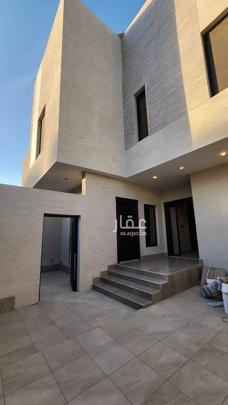 6 bedroom villa in Az Zomorod 24