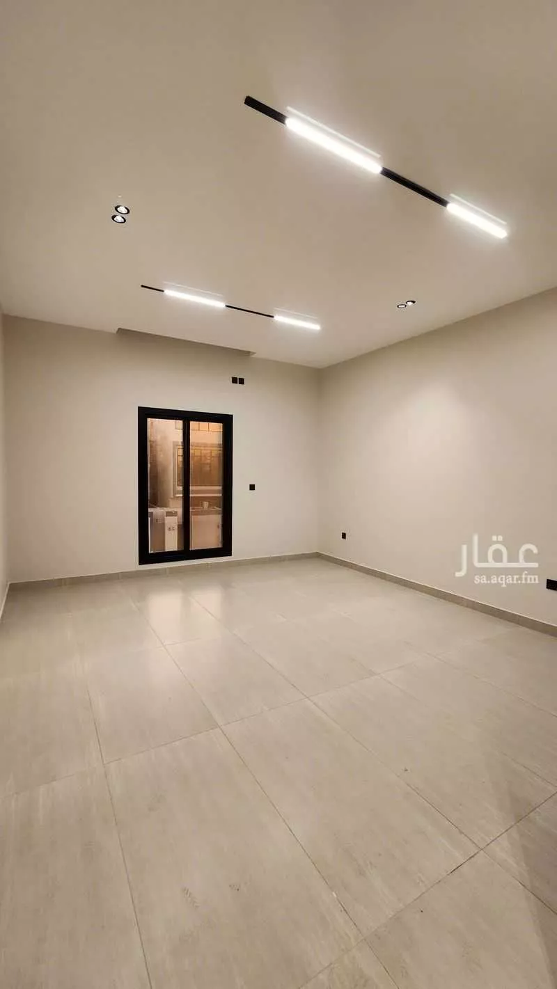 6 bedroom villa in Az Zomorod 8