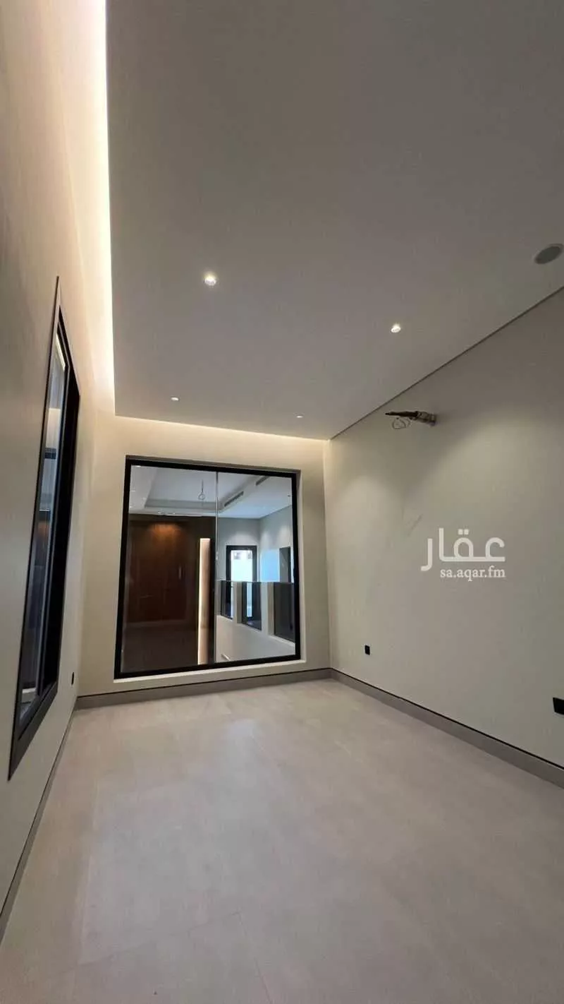 5 bedroom villa in Al Yaqout 10