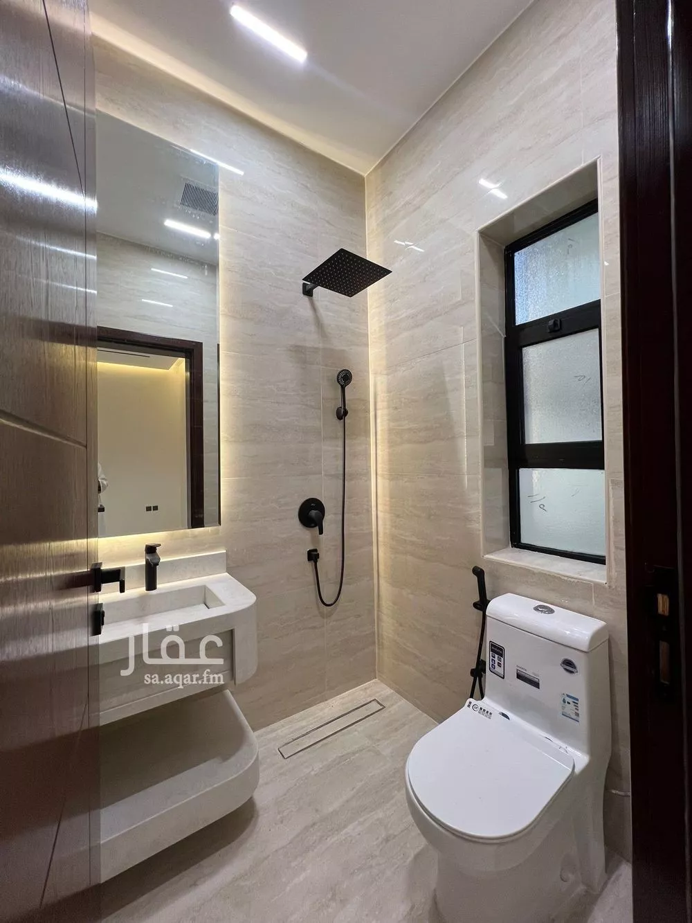 5 bedroom villa in Al Shiraa 3