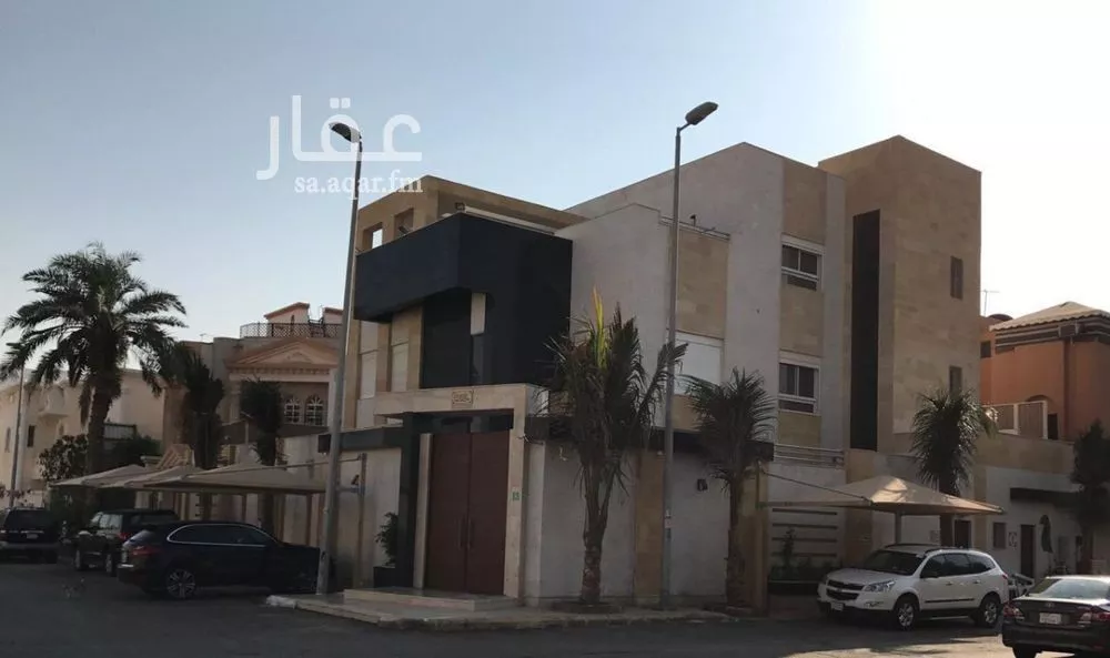 13 bedroom villa in Al Muhammadiyah 2