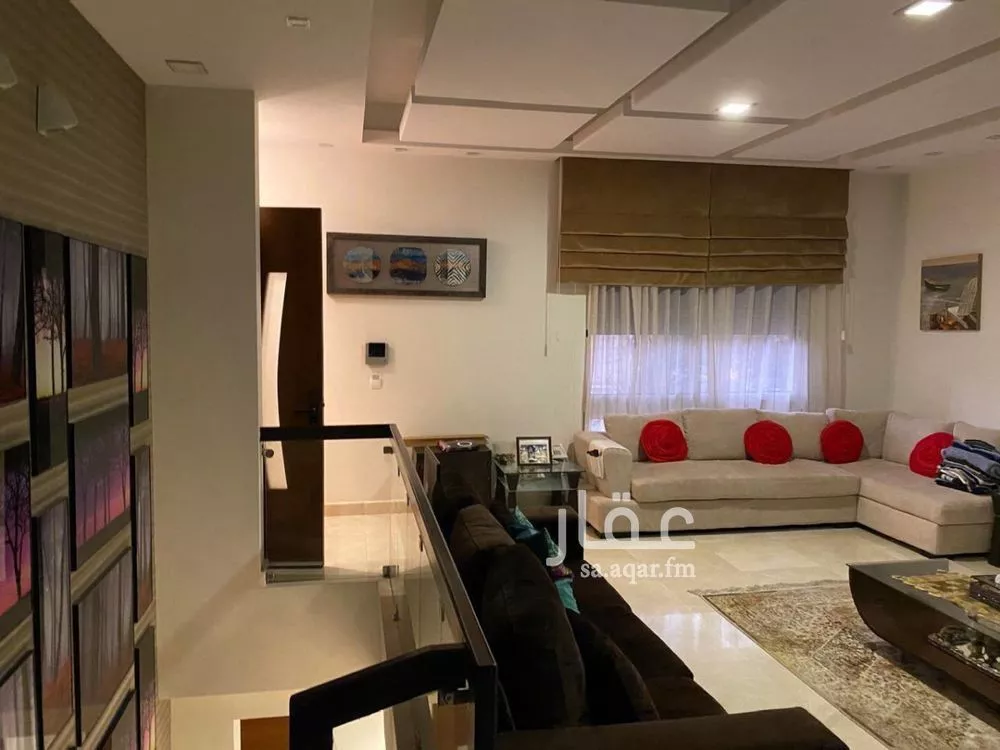 13 bedroom villa in Al Muhammadiyah 9