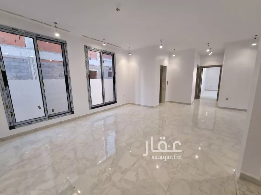 8 bedroom villa in Al Lulu 2