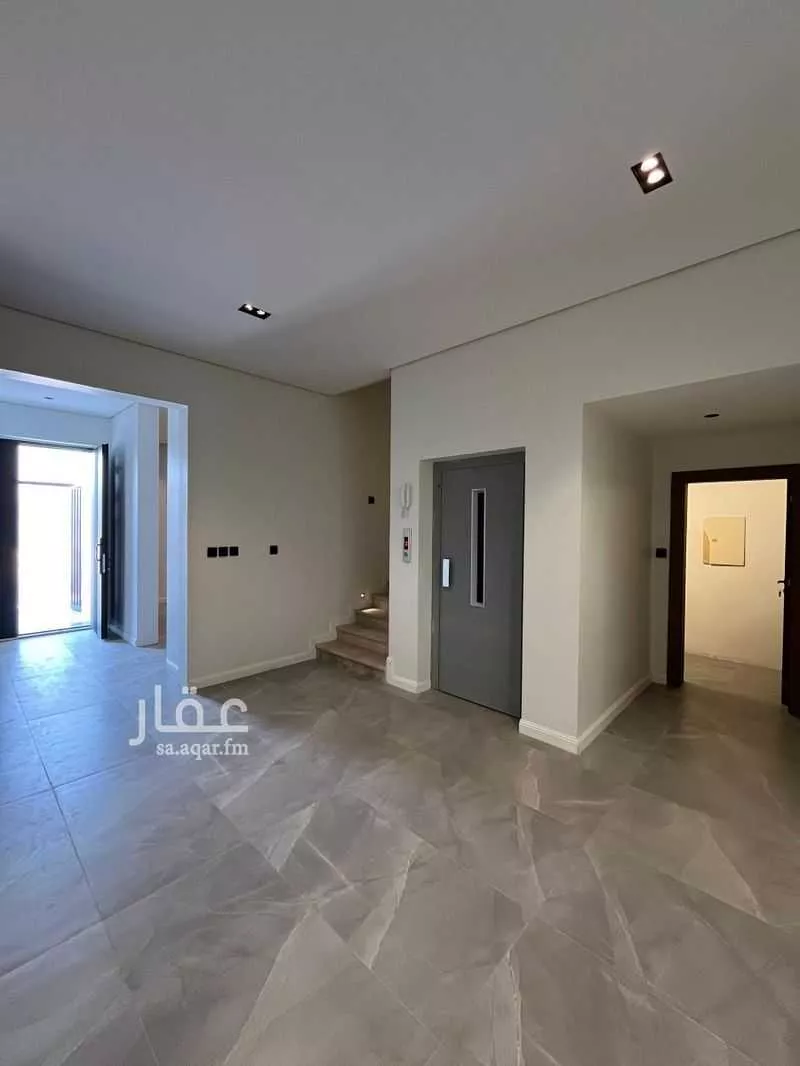 6 bedroom villa in Al Lulu 10