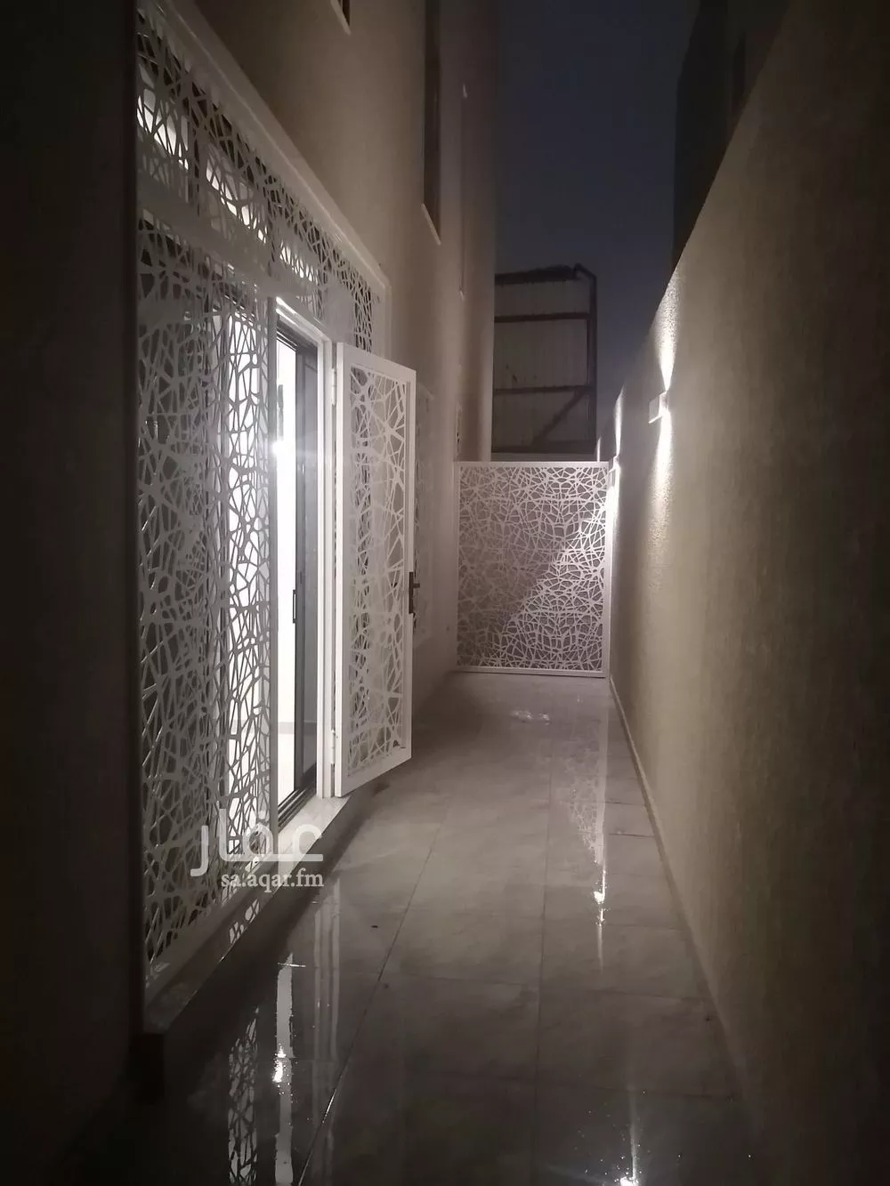 عمارة 962 م² في الضباط 19
