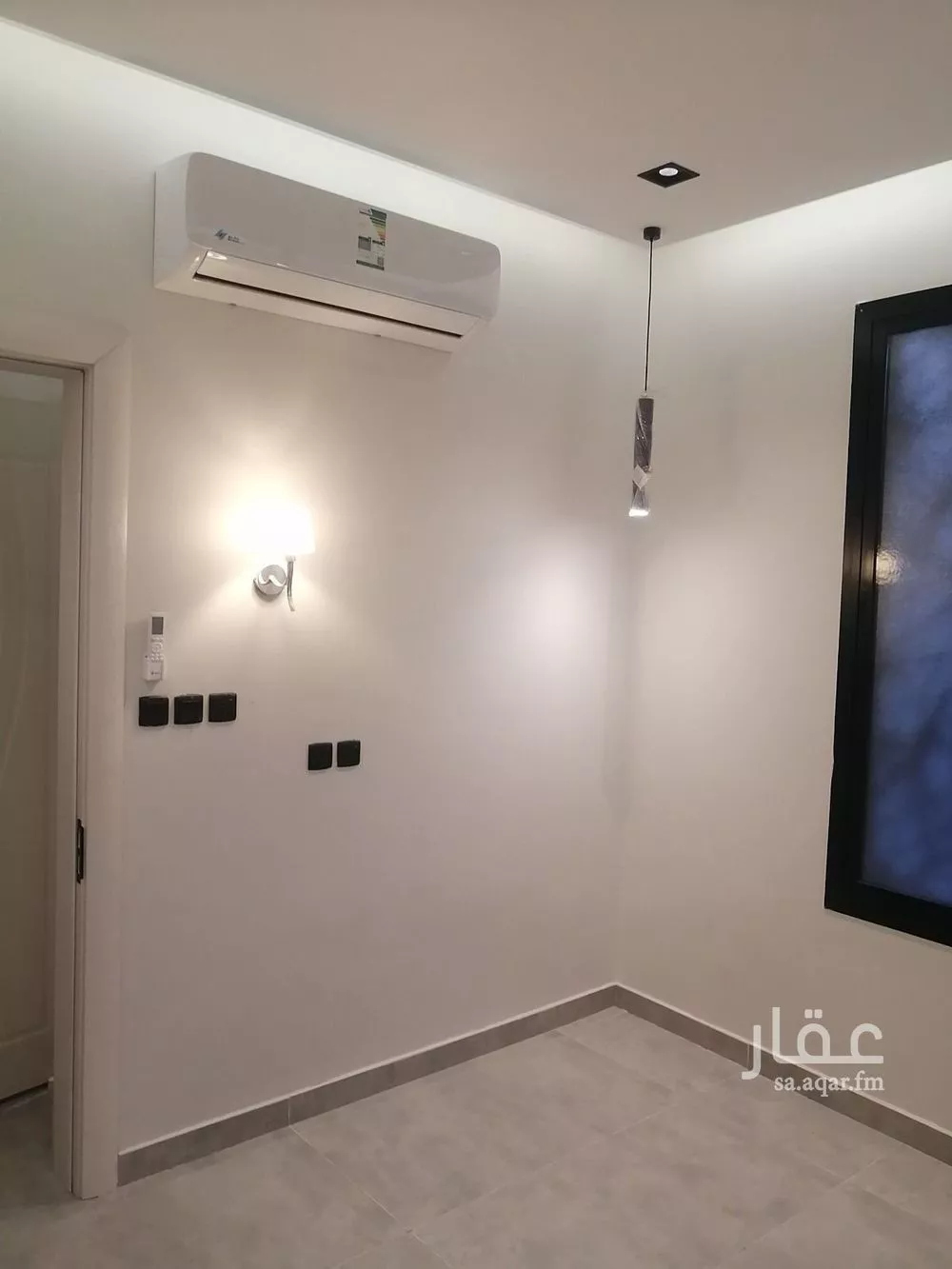 عمارة 962 م² في الضباط 22