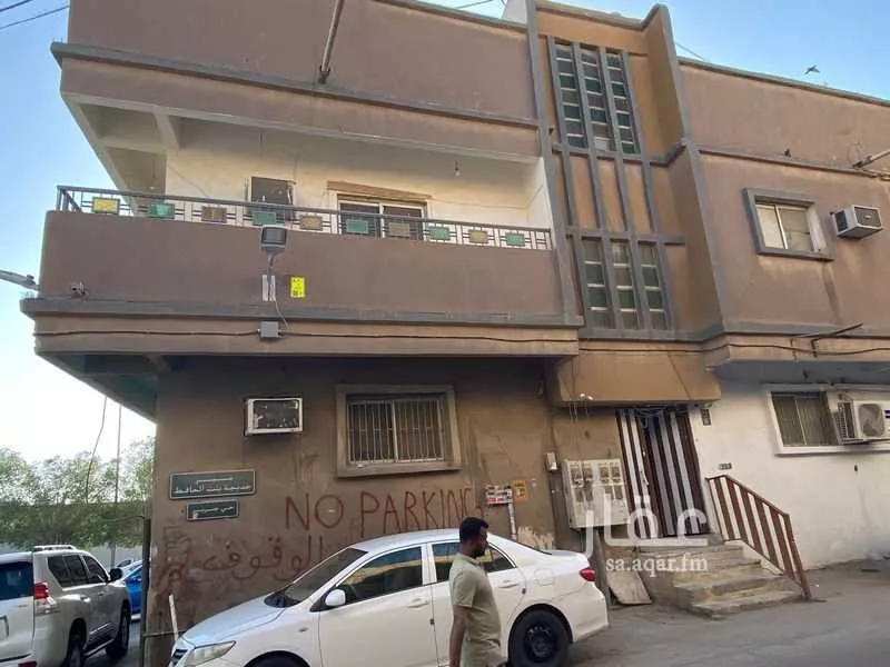 عمارة 272 م² في جرير 3