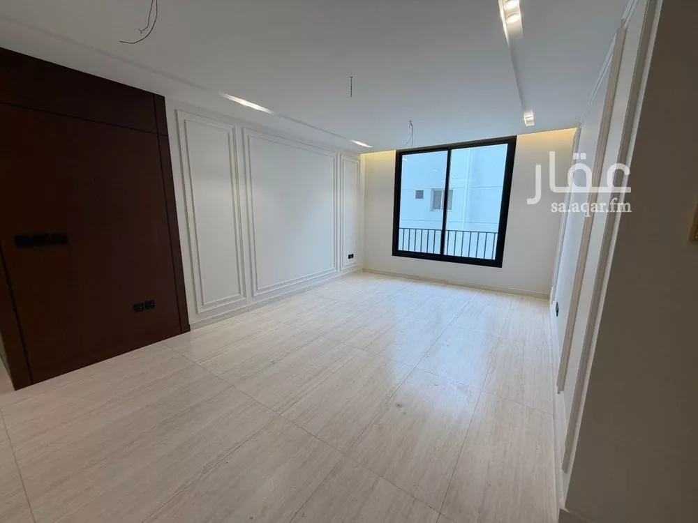 4 bedroom apartment in Al Rawdah 7