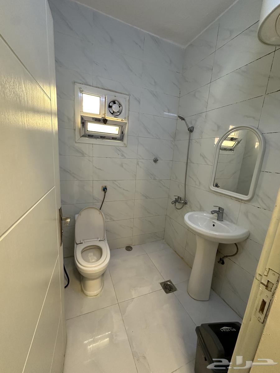 شقة 1 غرف في المونسية 6