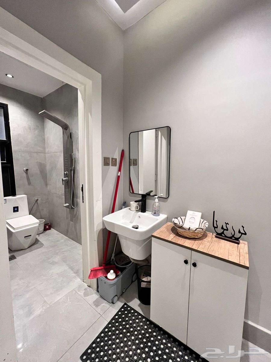 1 bedroom apartment in Dhahrat Laban 4