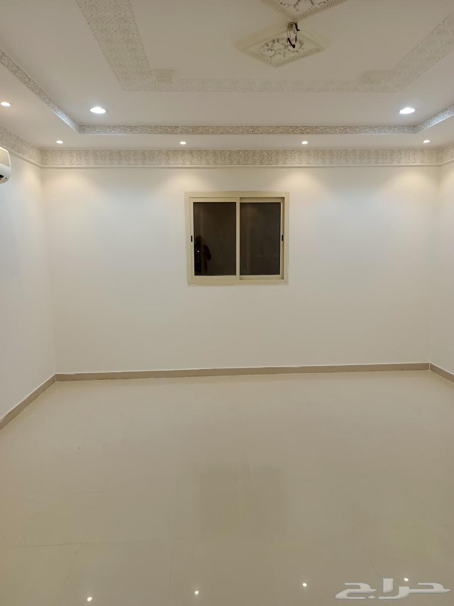 شقة 3 غرف في عكاظ 11