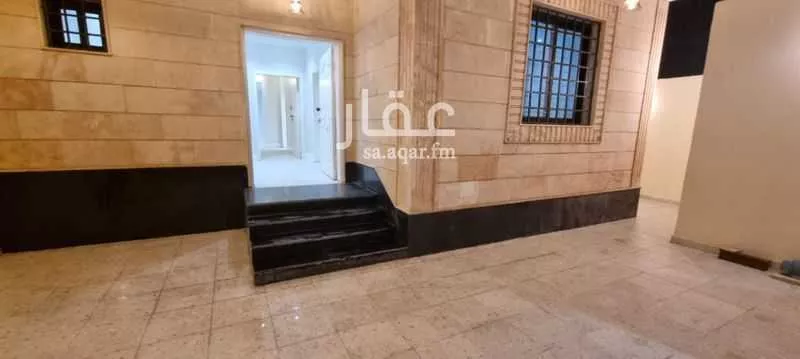 5 bedroom duplex in Al Yaqout 7