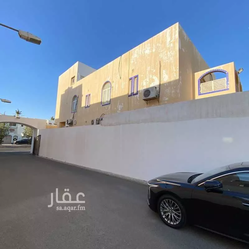 4 bedroom villa in Al Salamah 8