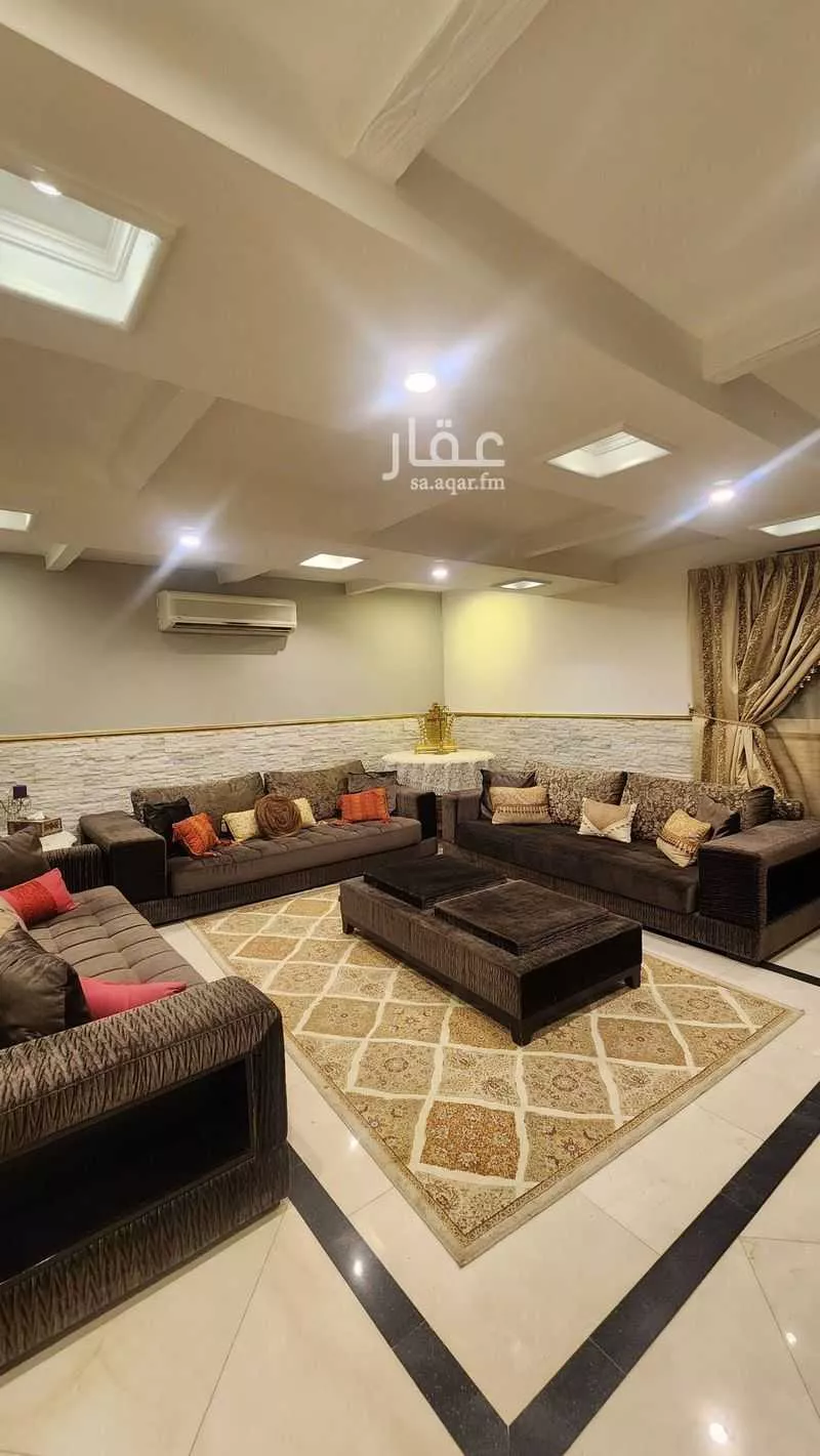 فيلا 6 غرف في النعيم 21