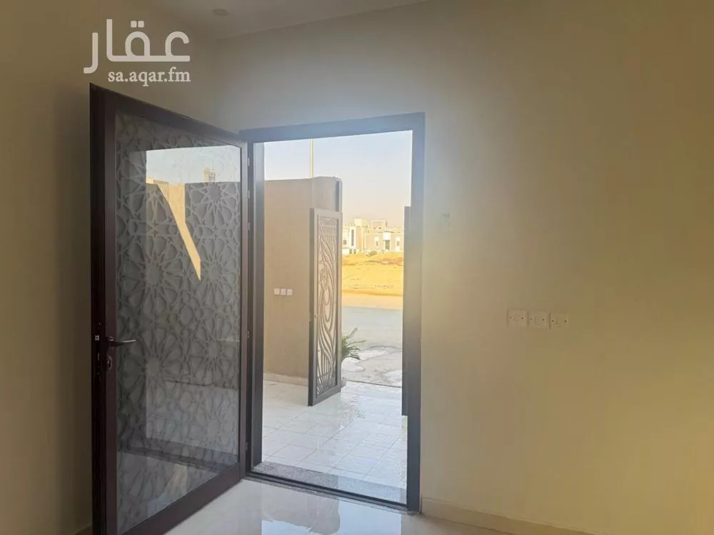 2 bedroom floor in Al Qairawan 20