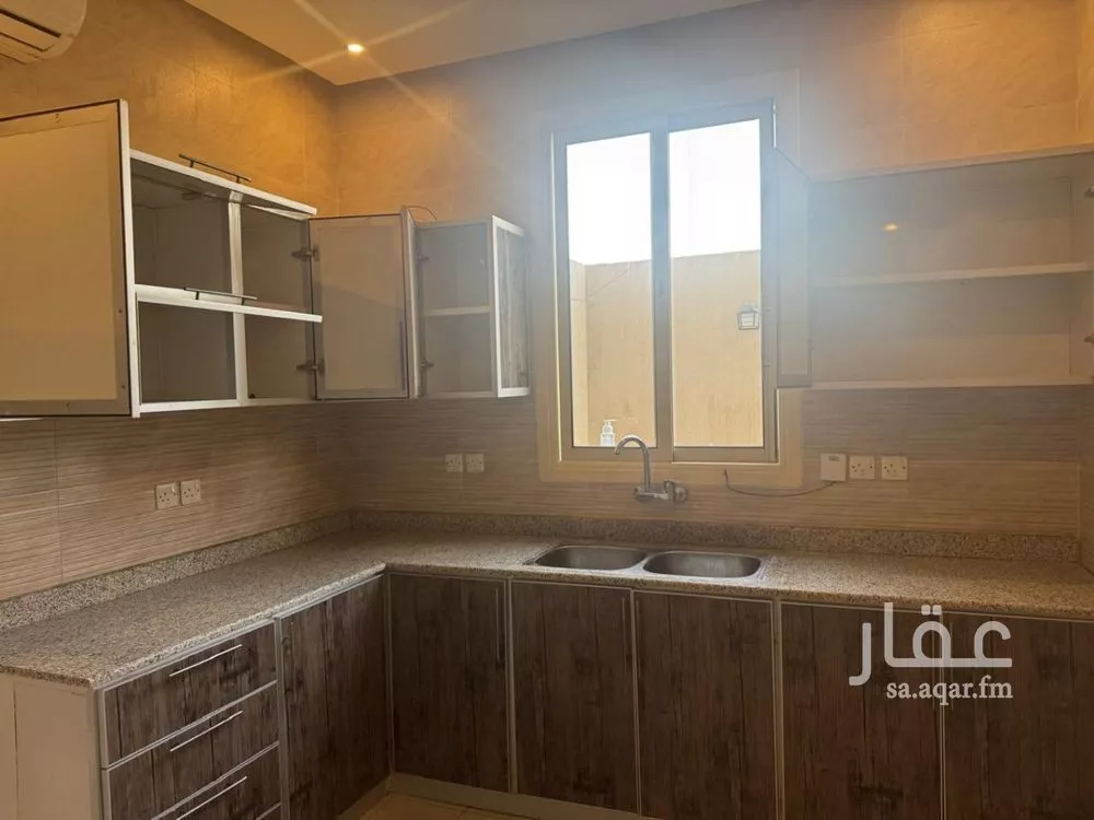 2 bedroom floor in Al Qairawan 10