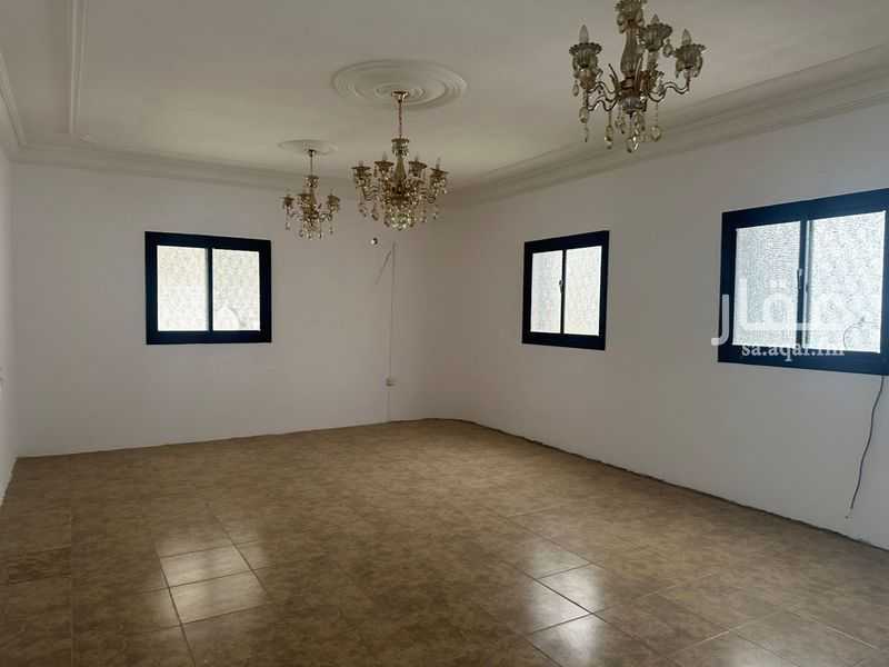 4 bedroom floor in Al Rabwa 5