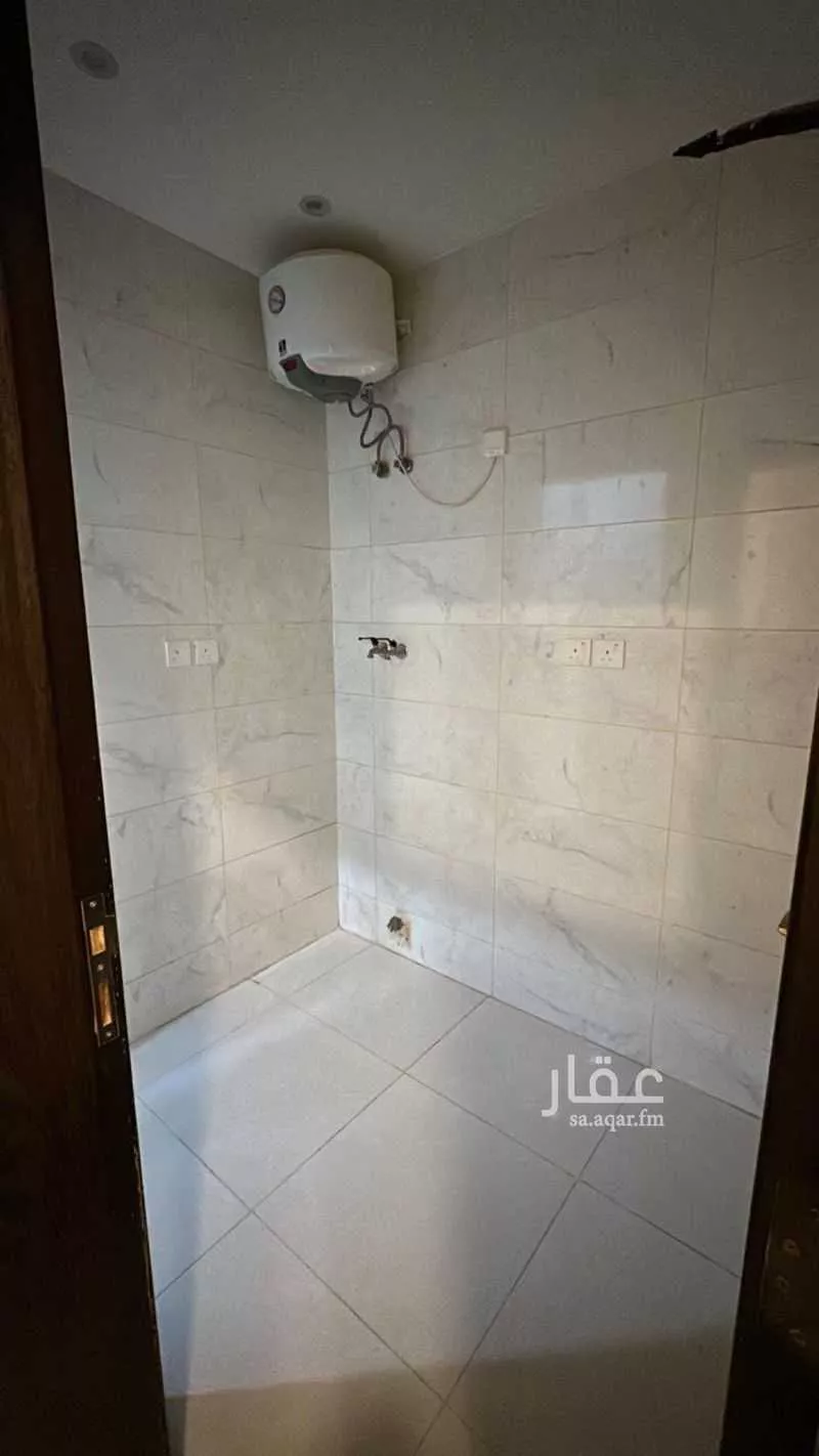 شقة 5 غرف في الصفا 7
