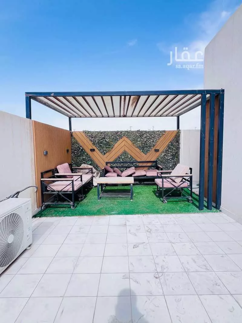 دور 5 غرف في عكاظ 2