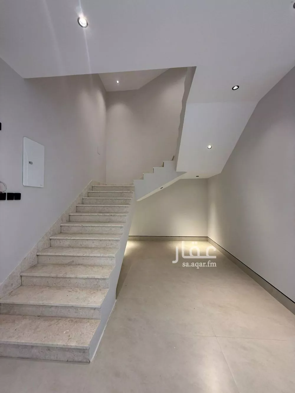فيلا 6 غرف في المهدية 10