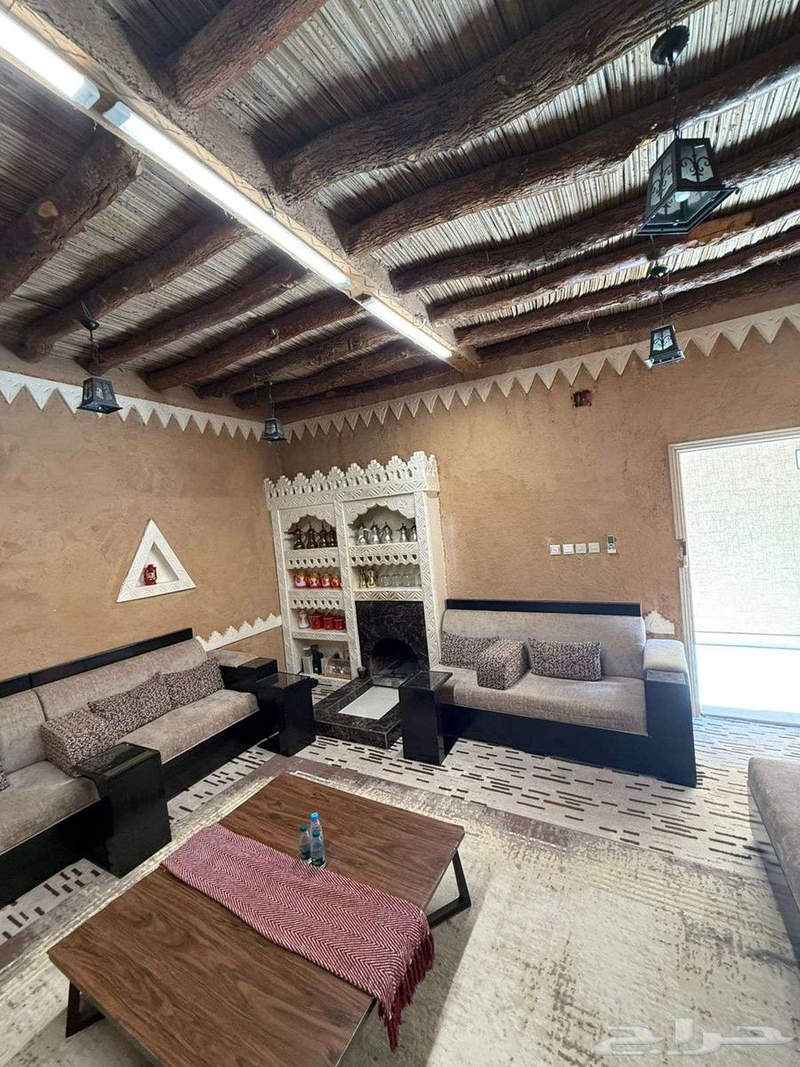 8 bedroom villa in Al Rabie 17