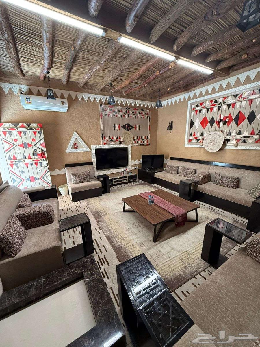 8 bedroom villa in Al Rabie 18