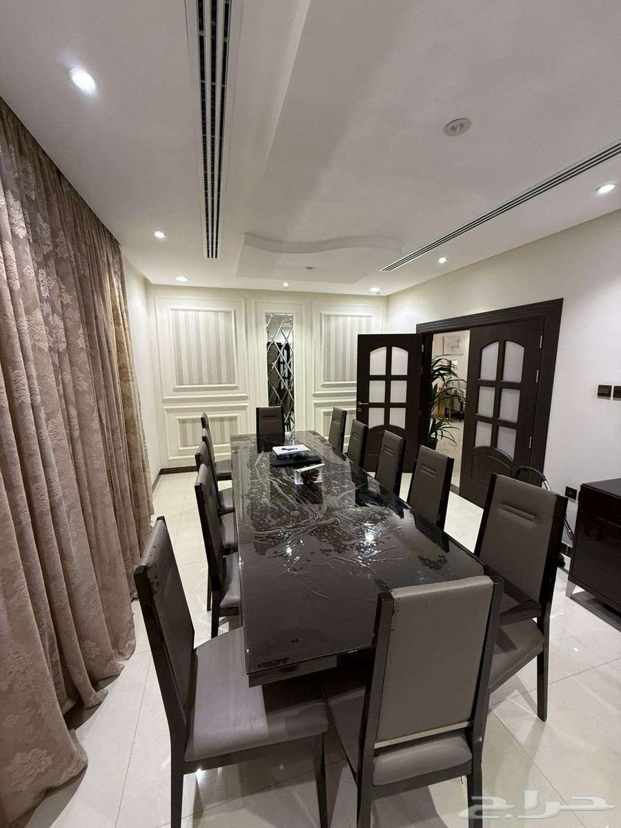 8 bedroom villa in Al Rabie 8