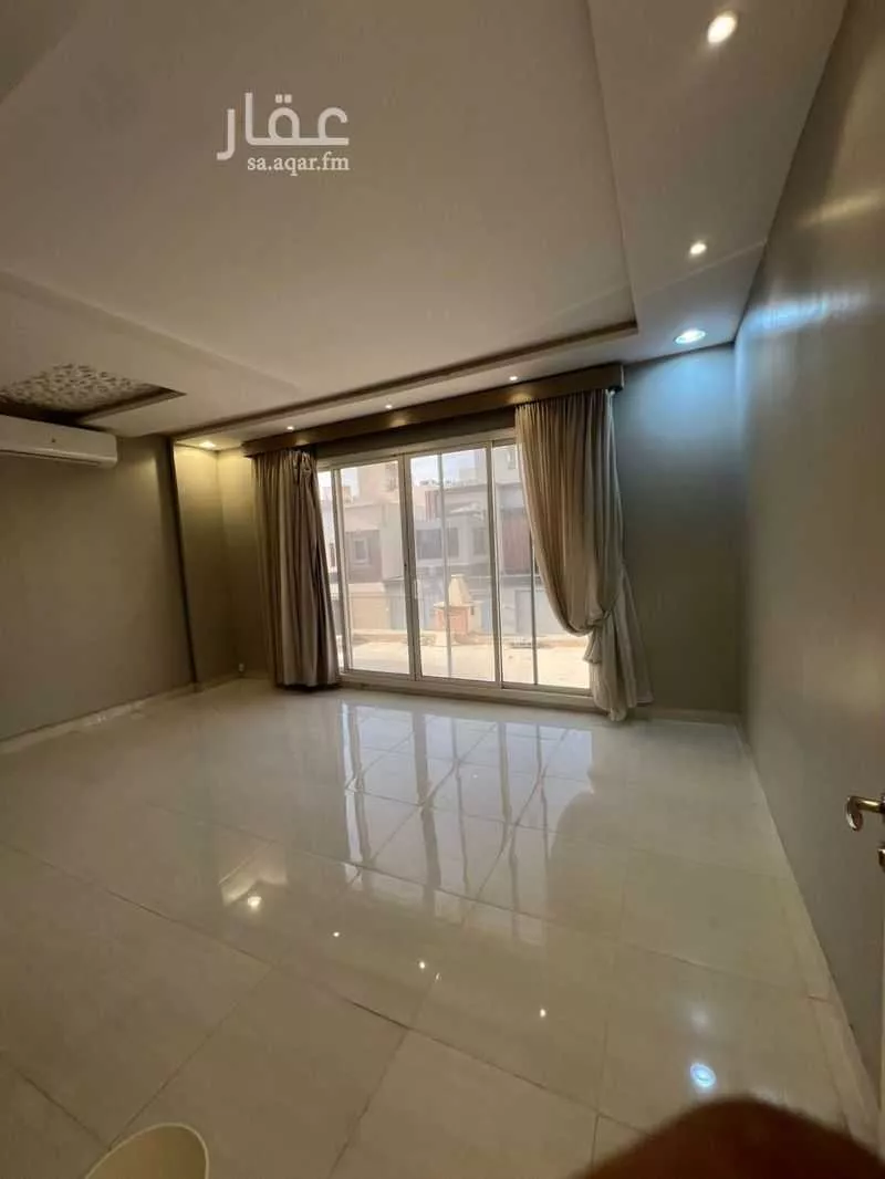 فيلا 7 غرف في الشرق 2