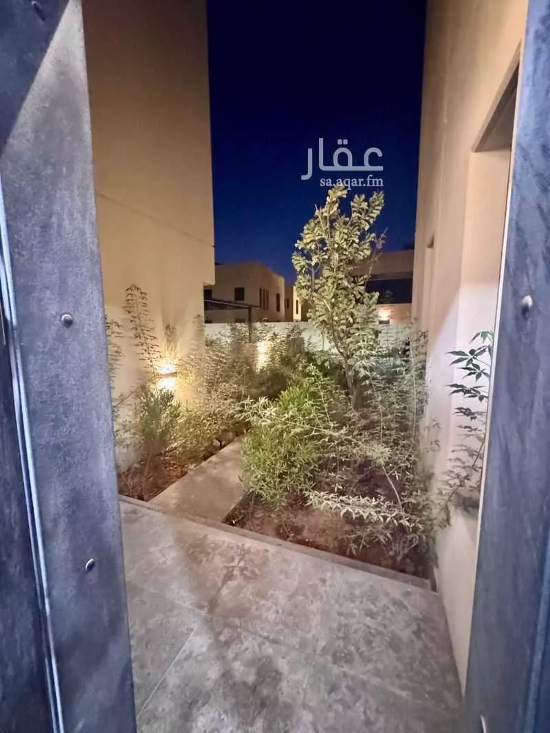 فيلا 5 غرف في المونسية 3
