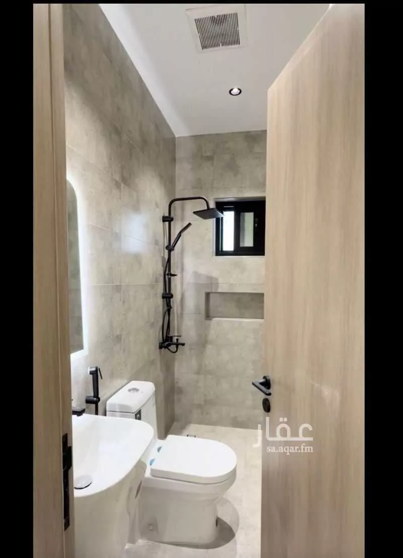 3 bedroom apartment in Al Salamah 7